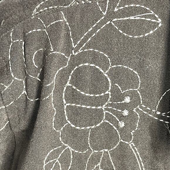 CJ Banks Shirt Women Plus 0X Brown Button Up Long Sleeve Floral Embroidery - Picture 3 of 6